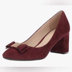 Beautiful Cole Haan Shoes BRAND NEW in BOX Tali Bow Pump Size 9